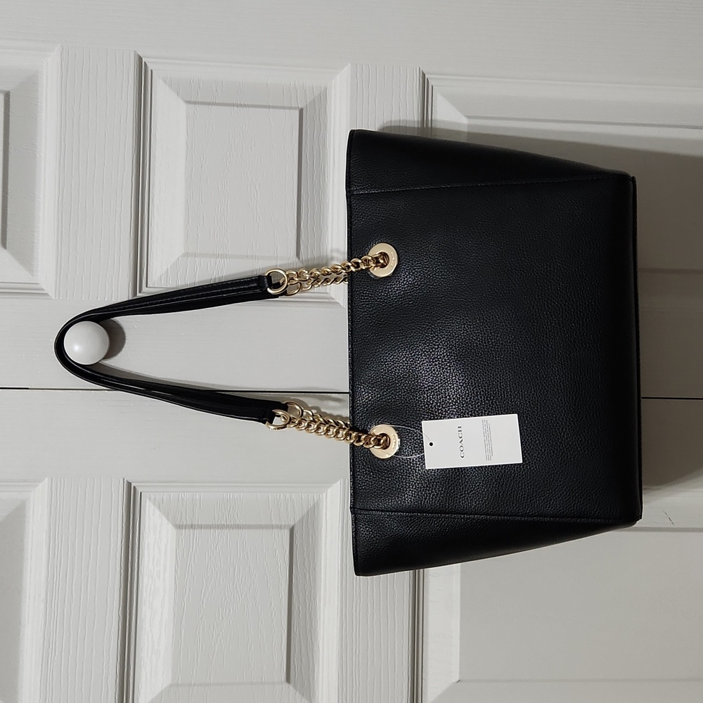 NWT Coach Pebbled Turnlock Chain Tote - Picture 6 of 10